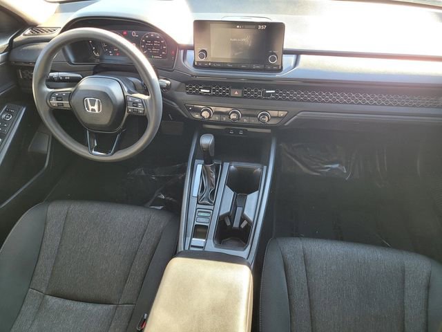 Used 2025 Honda Accord SE image 33