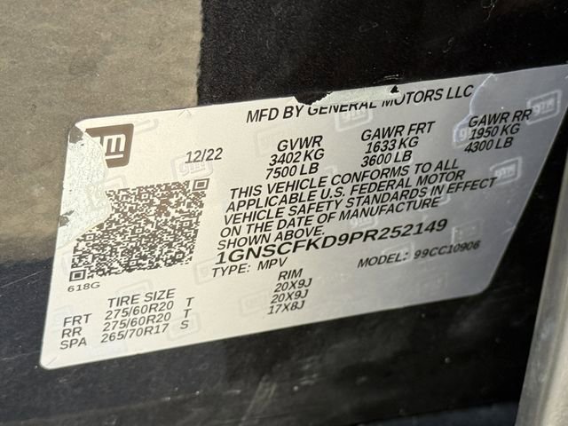 Used 2023 Chevrolet Suburban Premier image 31