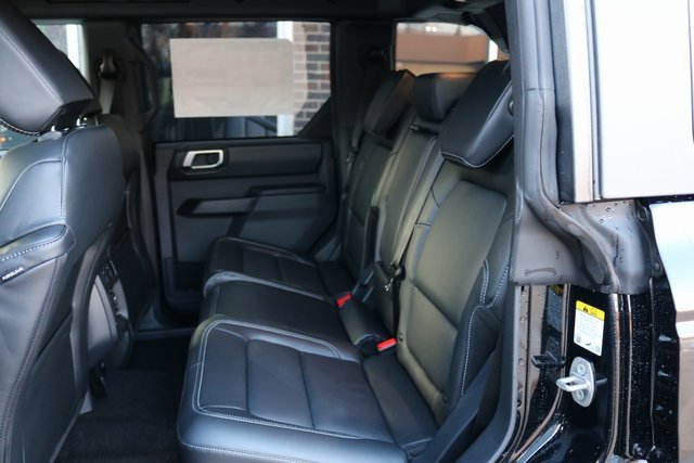 New 2025 Ford Bronco Outer Banks image 19