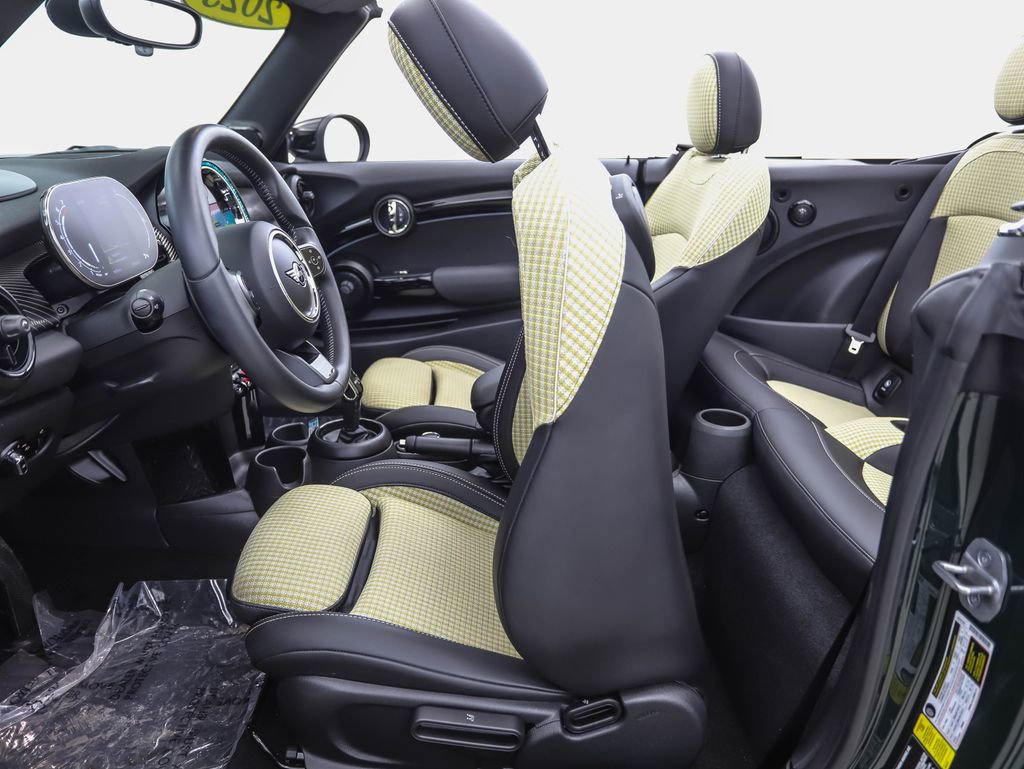 Used 2023 MINI Cooper S w/ MINI Resolute Edition image 21