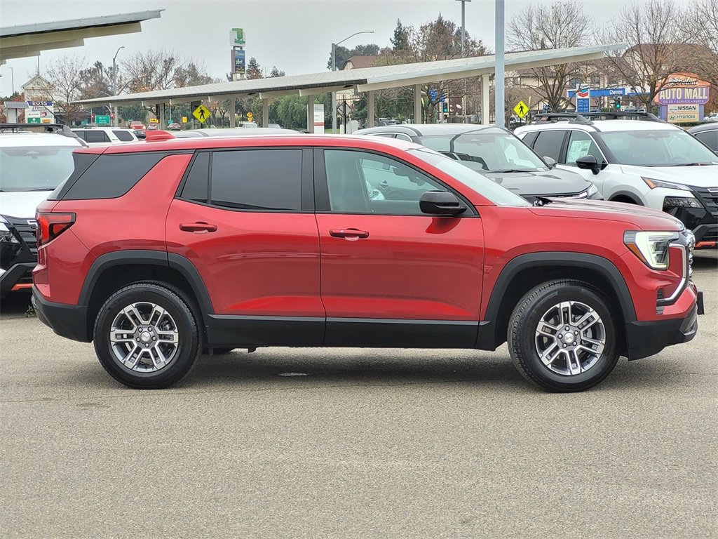 Used 2025 GMC Terrain Elevation image 4