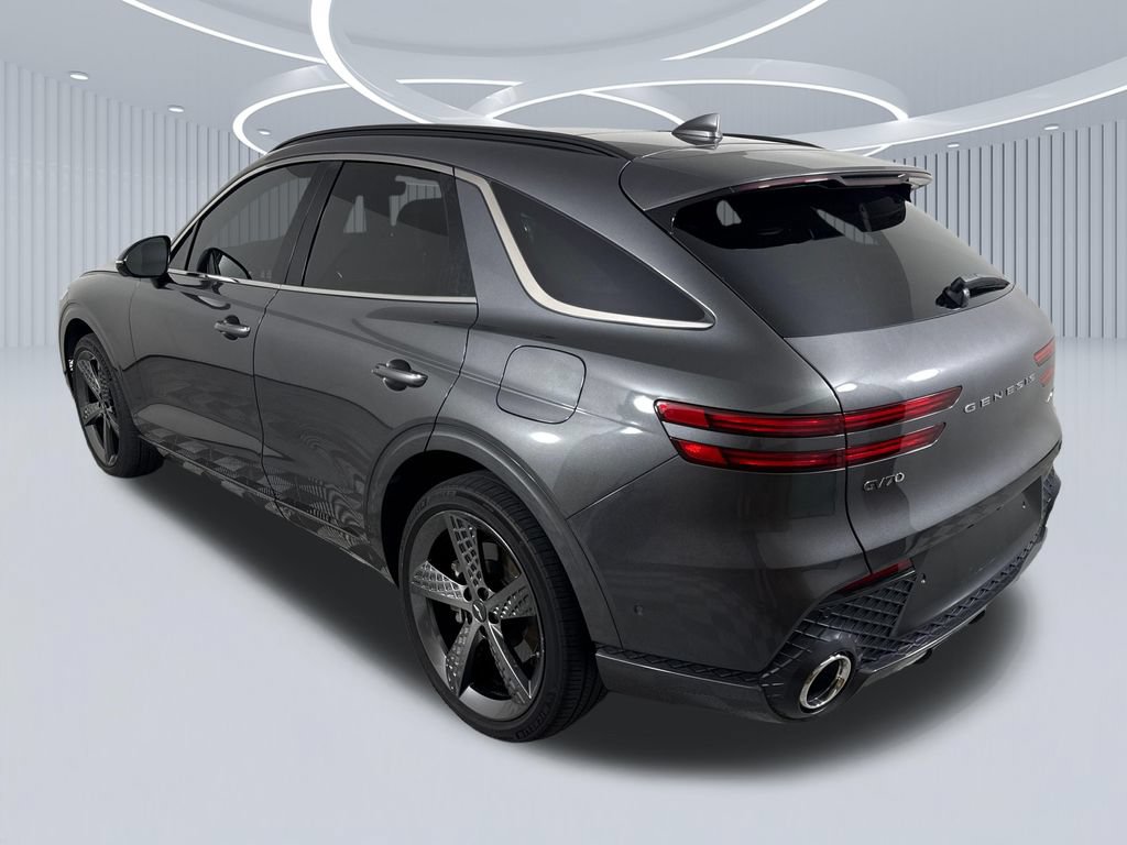 Used 2022 Genesis GV70 3.5T Sport w/ Sport Prestige Package AWD/4WD image 5