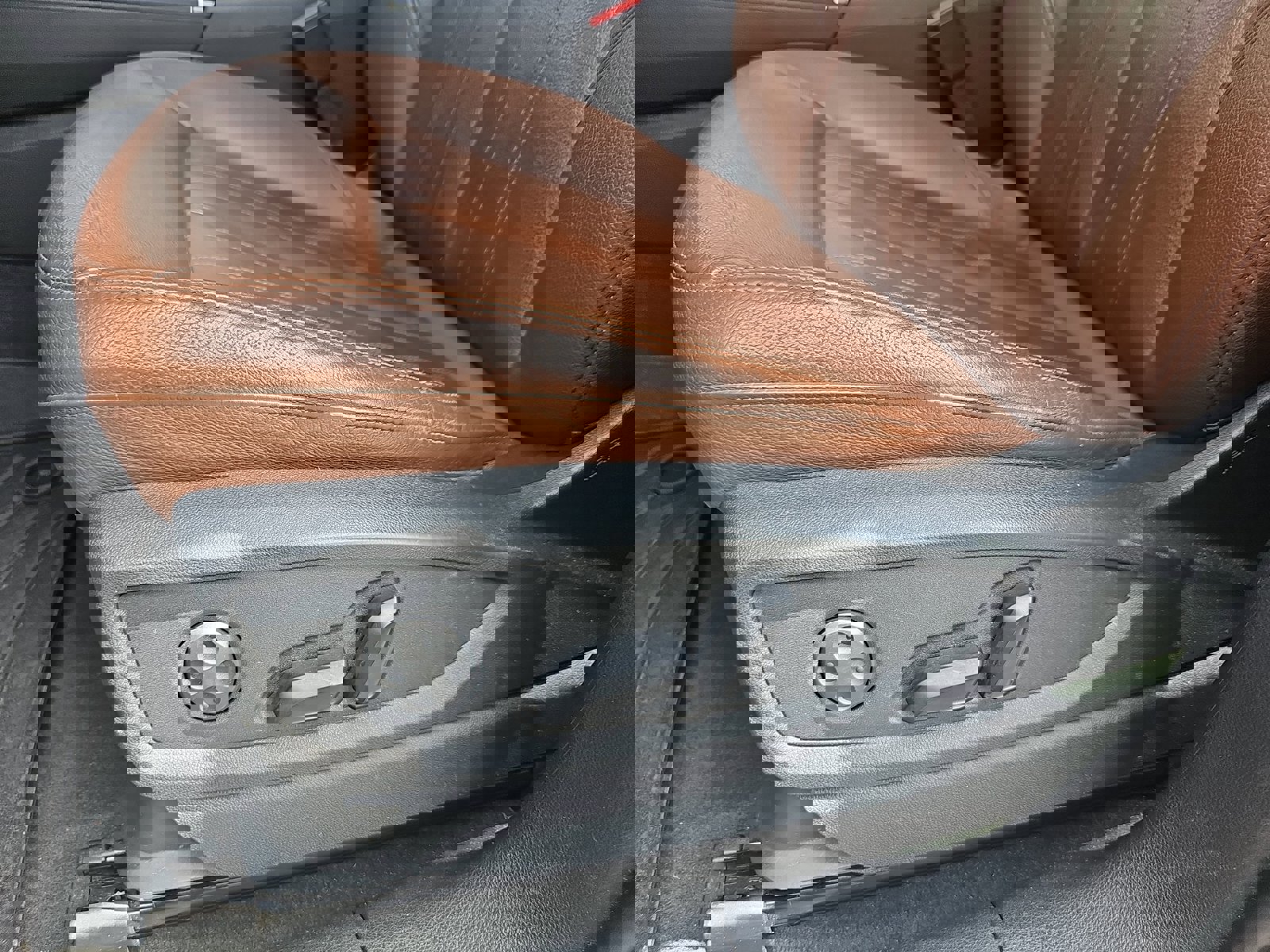 Used 2019 Audi Q5 2.0T Premium w/ Convenience Package image 16