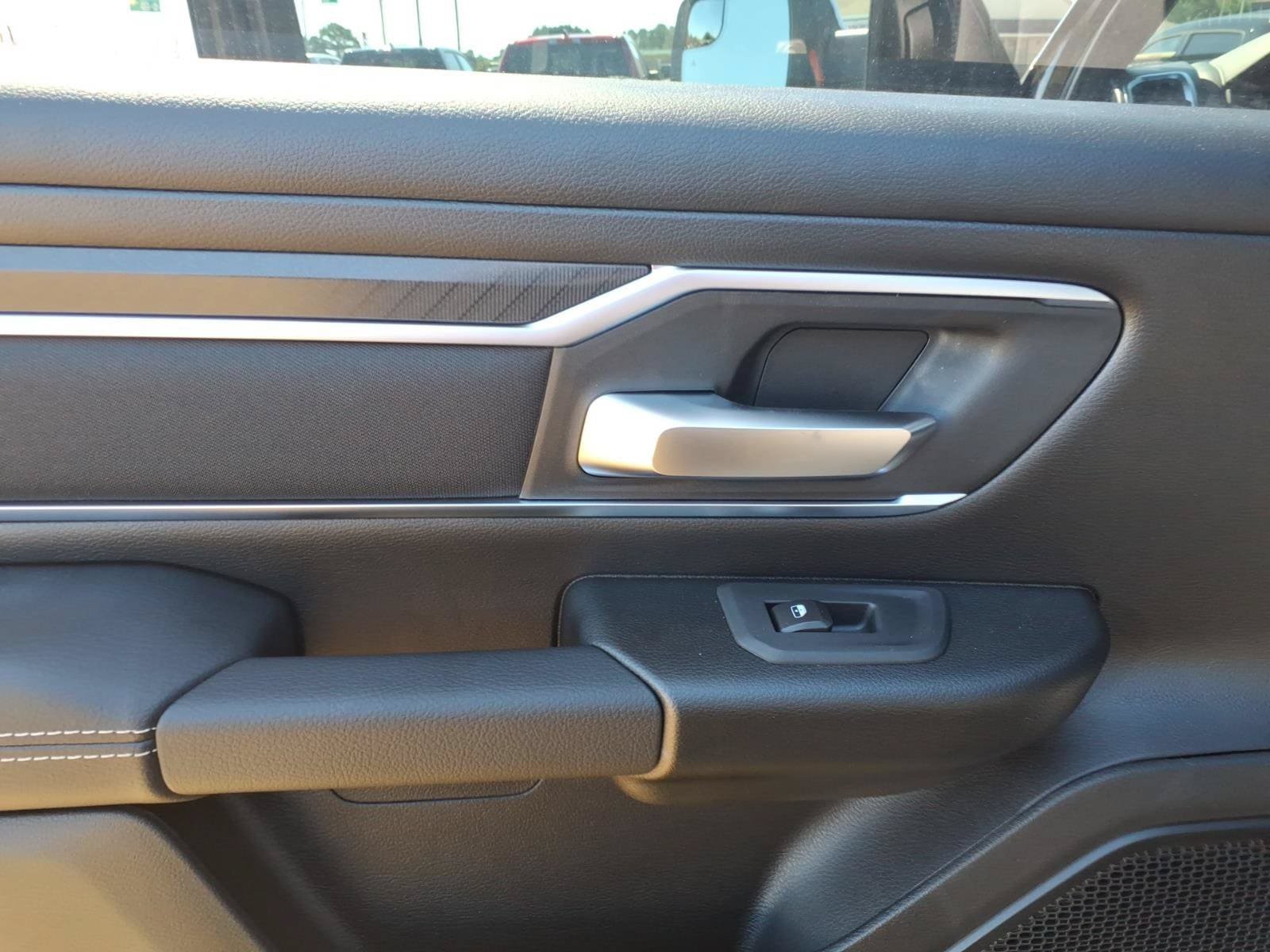 New 2026 RAM 1500 Big Horn AWD/4WD image 6