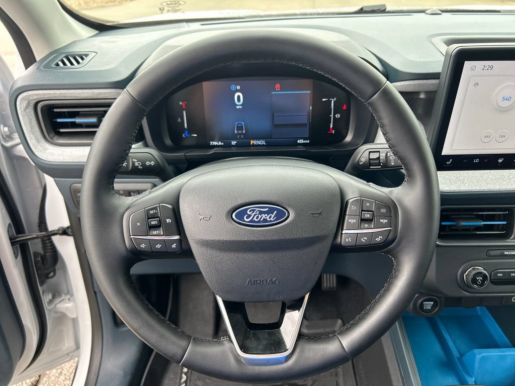 Used 2025 Ford Maverick XLT w/ XLT Luxury Package FWD image 14