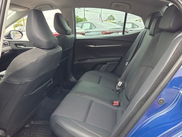 Used 2026 Toyota Camry XLE FWD image 6