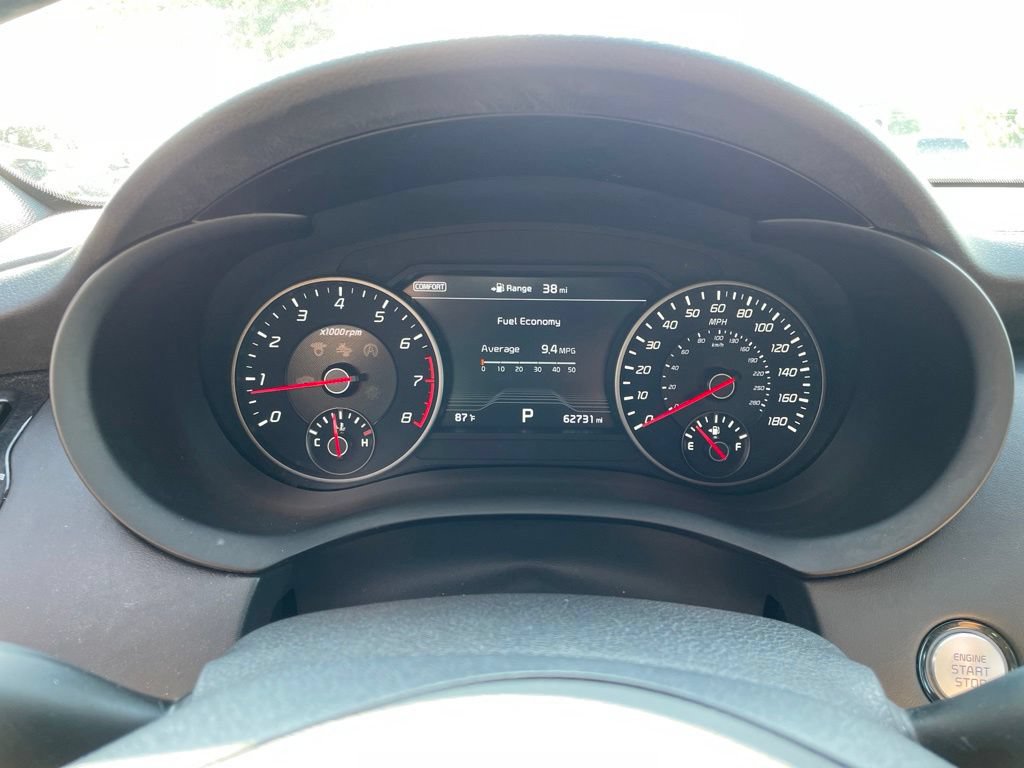 Used 2018 Kia Stinger GT1 AWD/4WD image 28