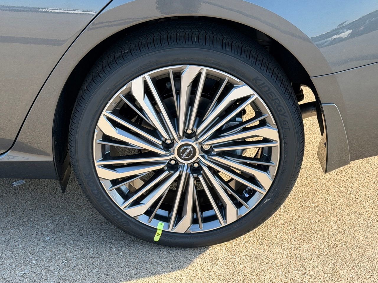 New 2026 Nissan Altima 2.5 SV FWD image 23