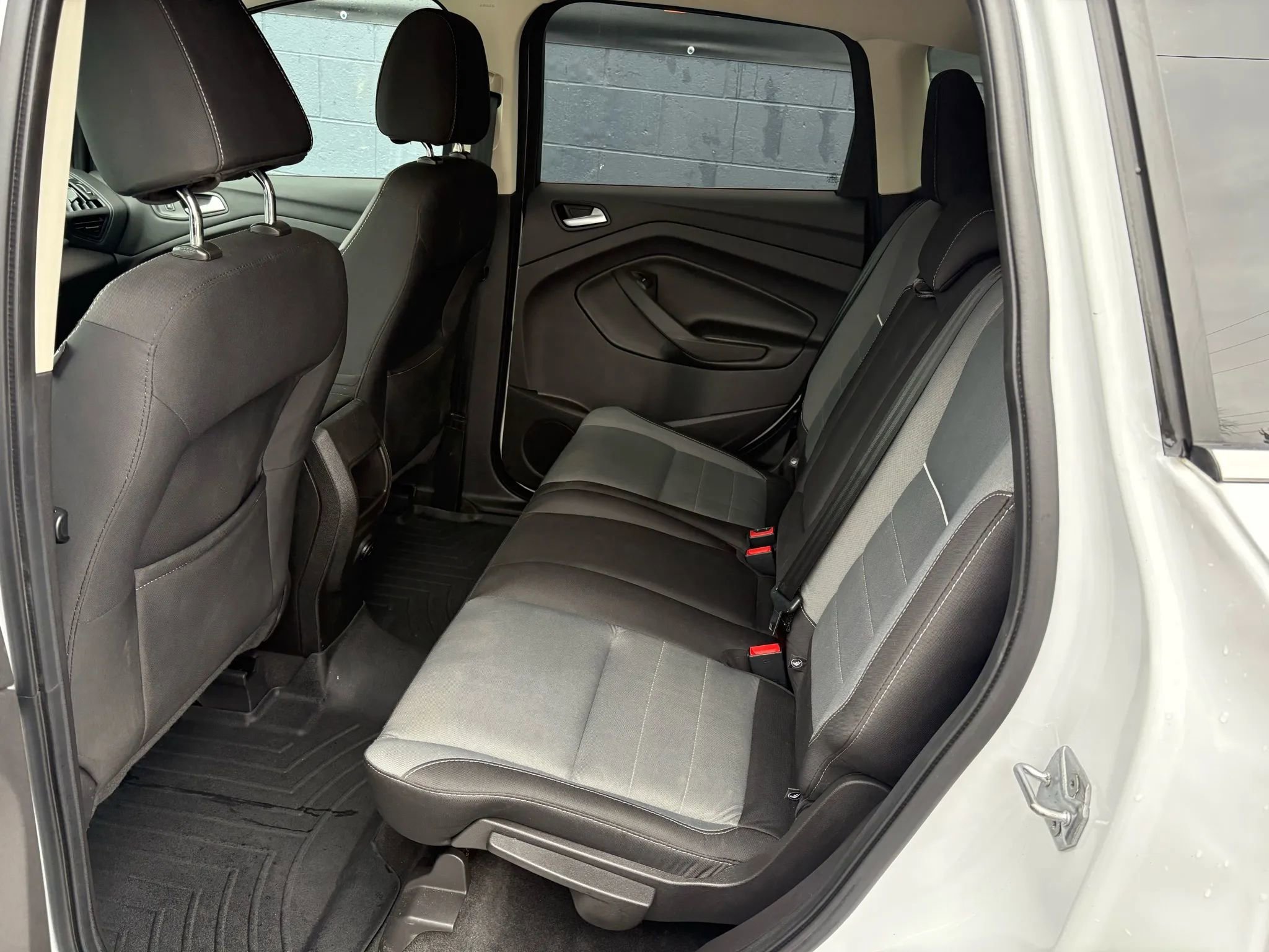 Used 2014 Ford Escape SE image 10