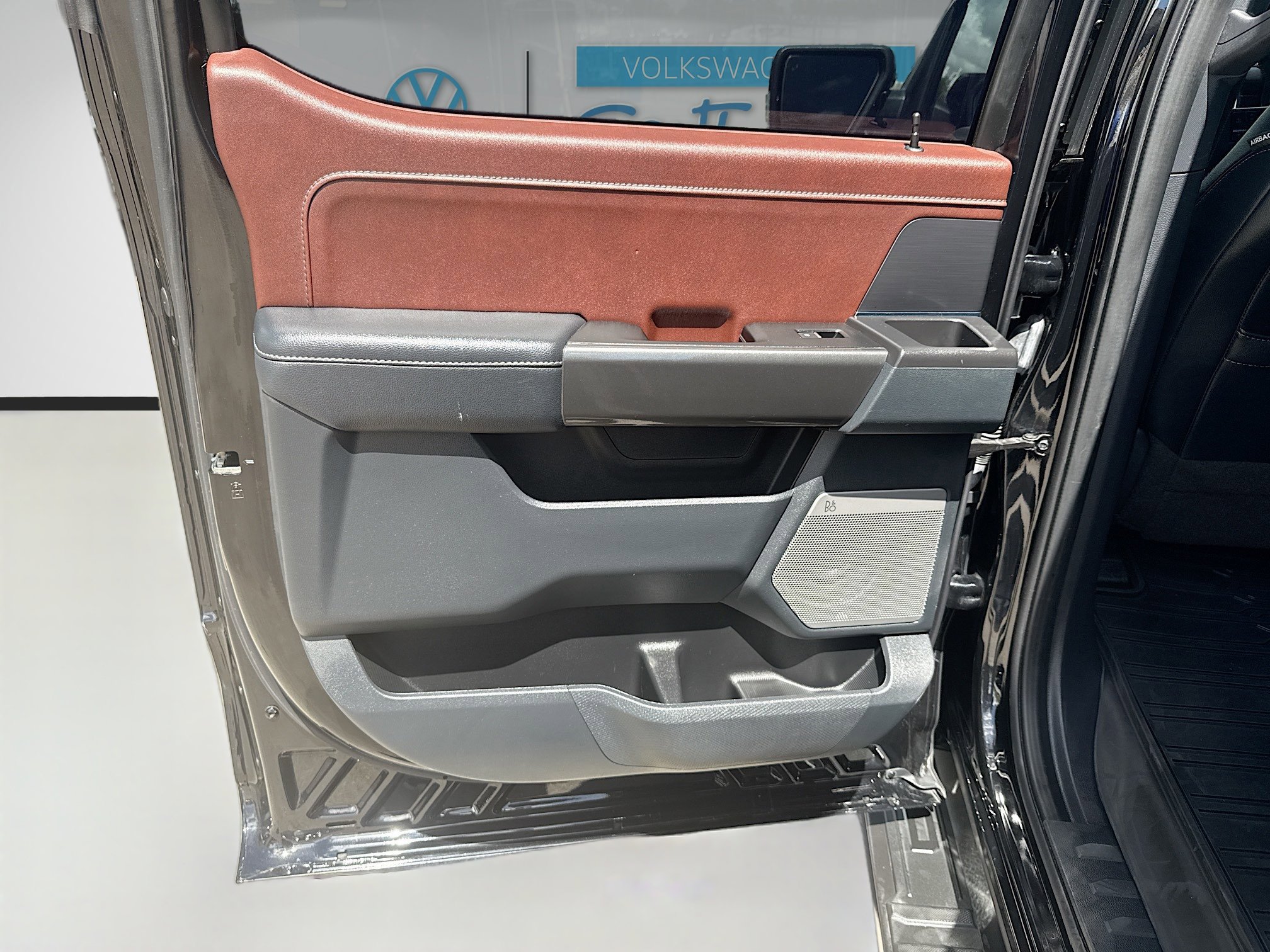 Used 2023 Ford F150 Lariat image 26