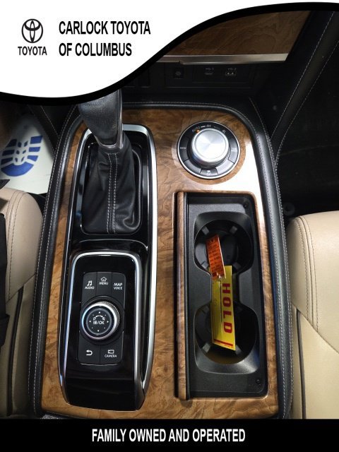 Used 2022 Nissan Armada SL w/ Captain's Chairs Package AWD/4WD image 28