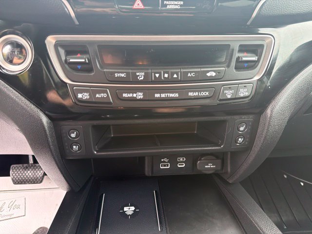 Used 2025 Honda Ridgeline Black Edition image 26