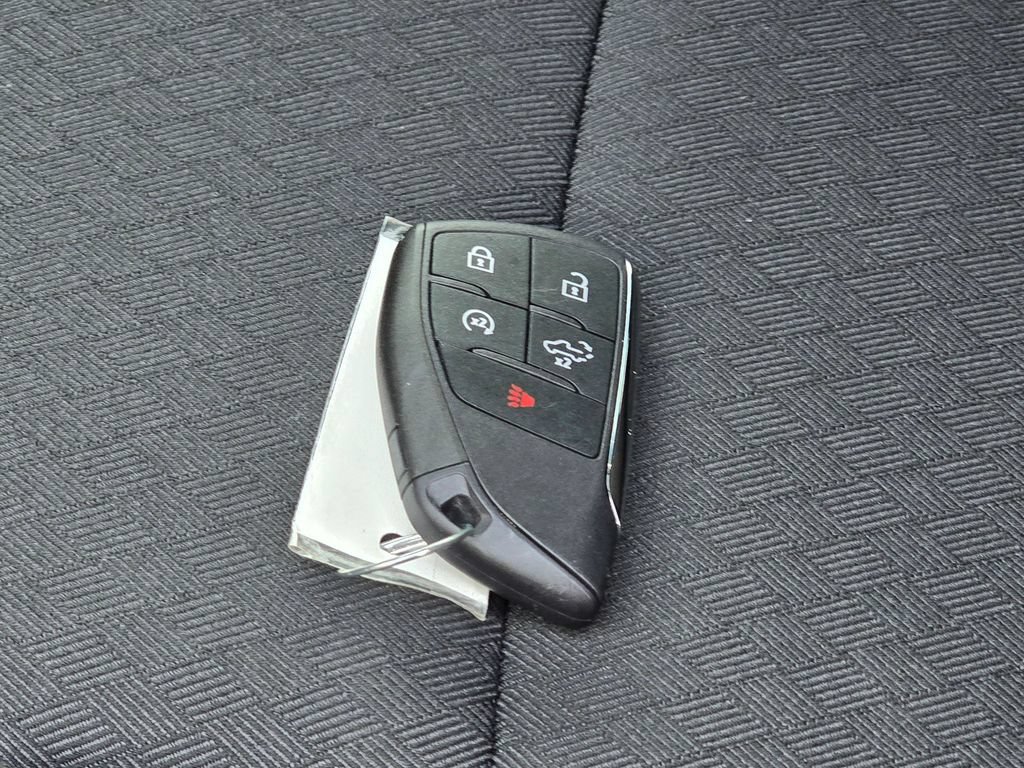 Used 2026 Chevrolet Silverado 1500 RST w/ RST Select Package RWD image 29