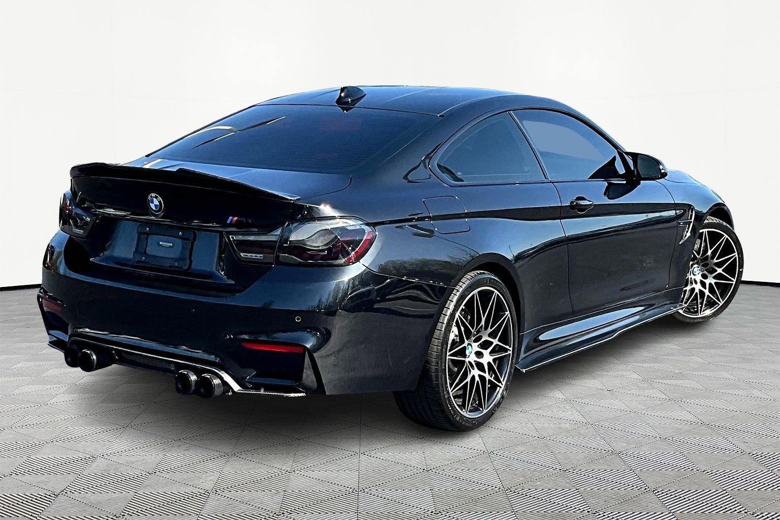 Used 2018 BMW M4 Coupe image 6