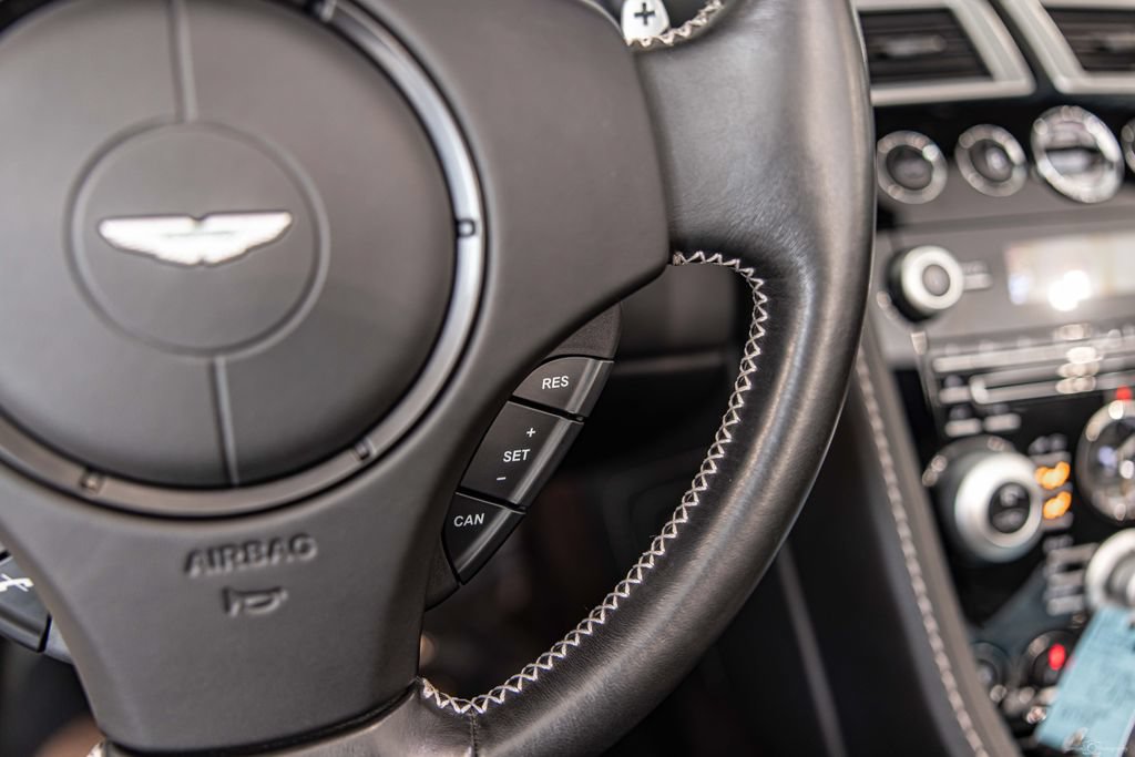 Used 2011 Aston Martin V8 Vantage S RWD image 25
