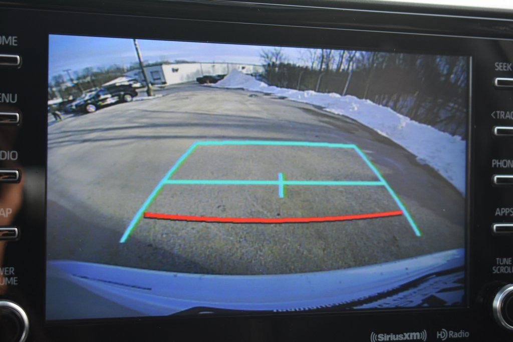 Used 2022 Toyota Highlander XLE image 16