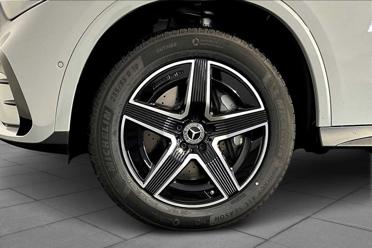 New 2026 Mercedes-Benz GLC 300 4MATIC image 17