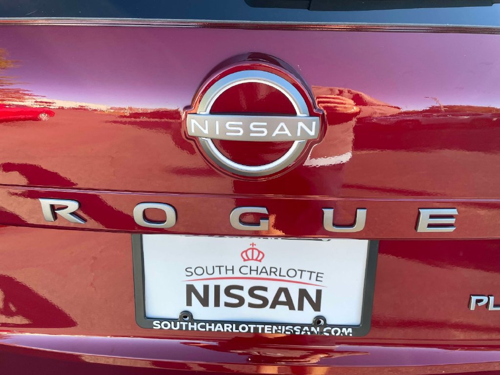 Used 2026 Nissan Rogue Platinum w/ Platinum Premium Package AWD/4WD image 13