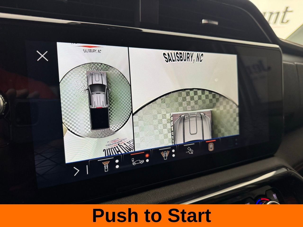 Used 2025 GMC Sierra 2500 AT4 w/ AT4 Premium Plus Package image 15