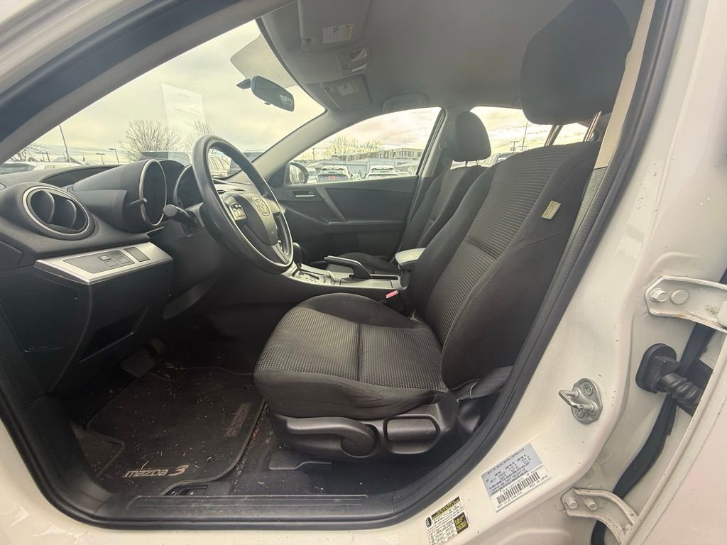 Used 2012 MAZDA MAZDA3 i Sport image 6