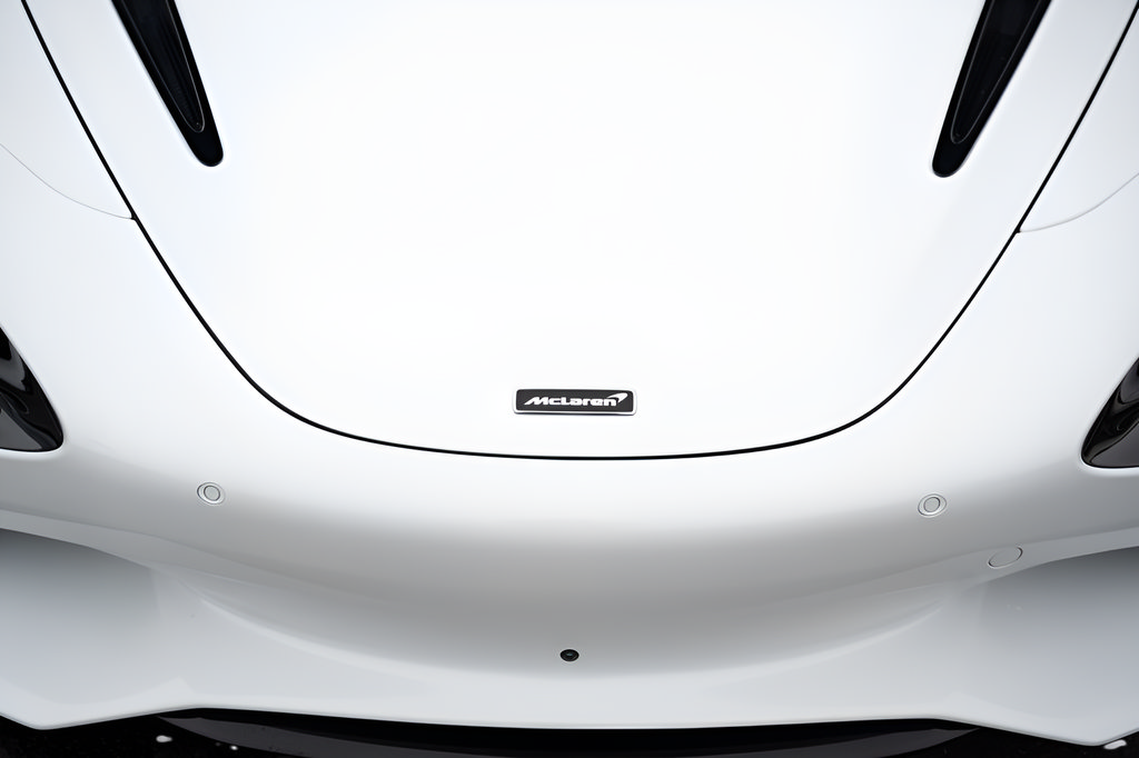 New 2026 McLaren 750S Spider RWD image 25