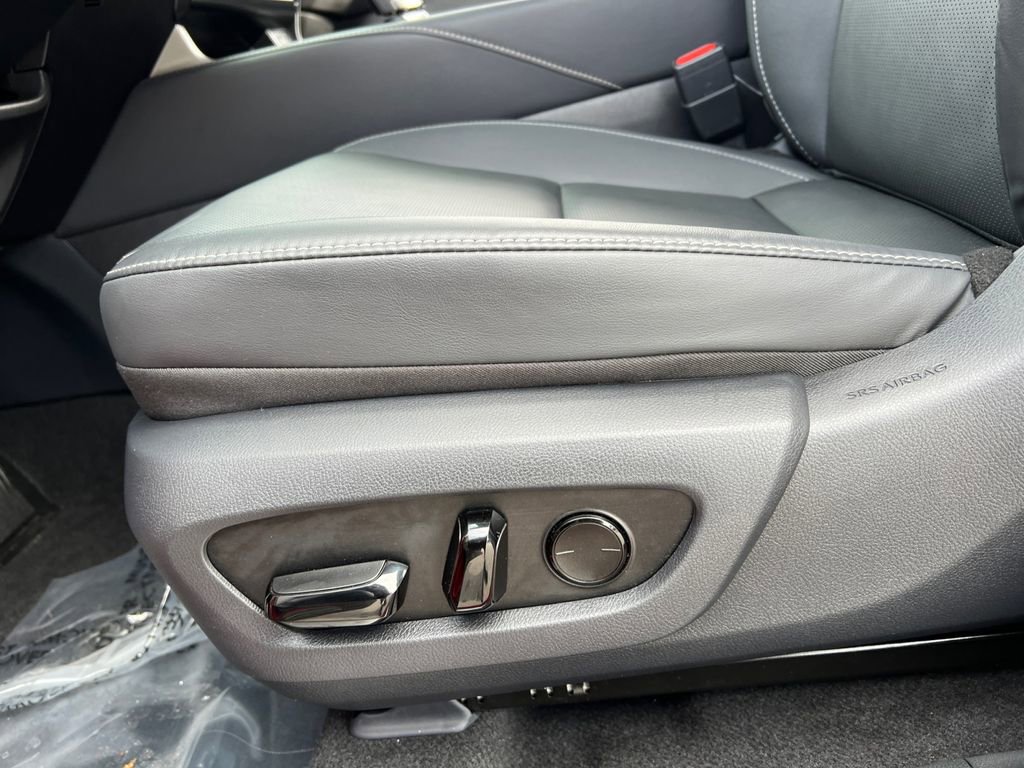 Used 2025 Lexus RX 350h w/ Accessory Package (Z1) image 16