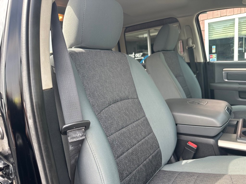 Used 2014 RAM 1500 Big Horn image 9