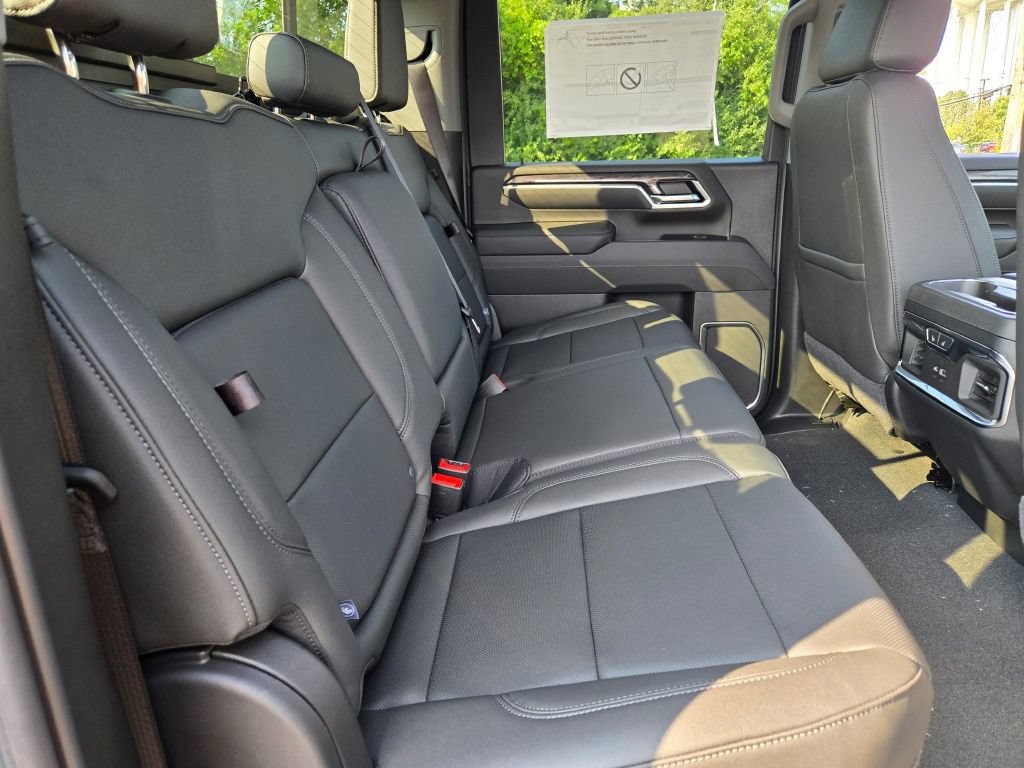 New 2026 Chevrolet Silverado 2500 LTZ w/ LTZ Plus Package AWD/4WD image 10