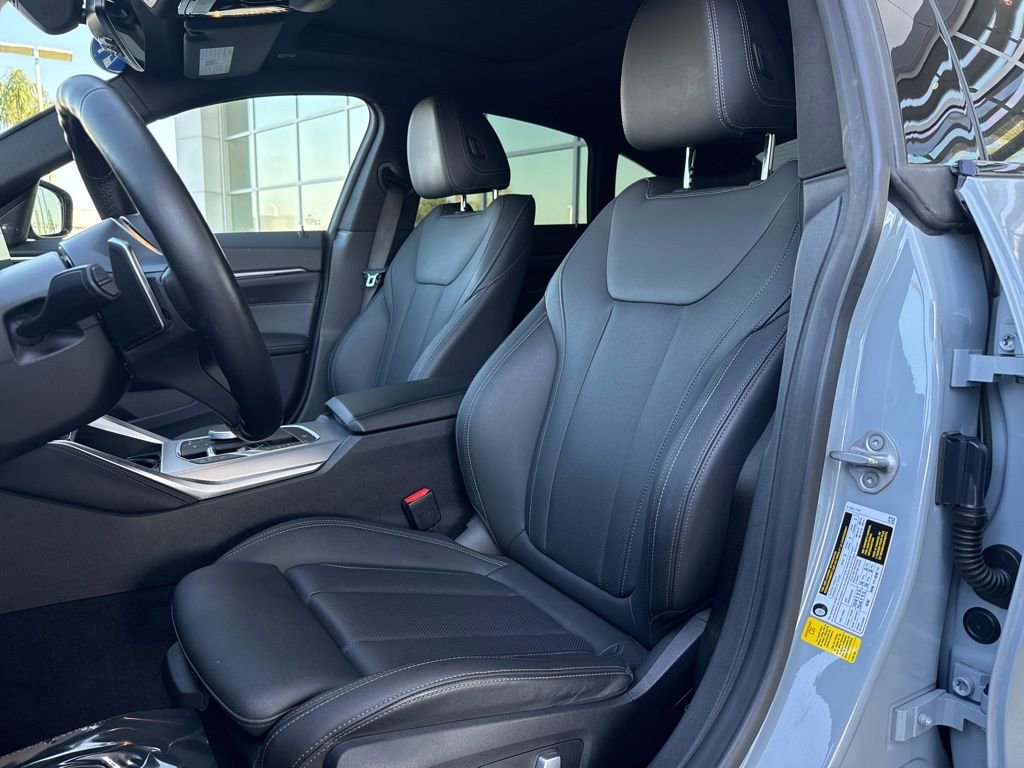 Used 2024 BMW M440i Gran Coupe w/ Shadowloine Package image 11