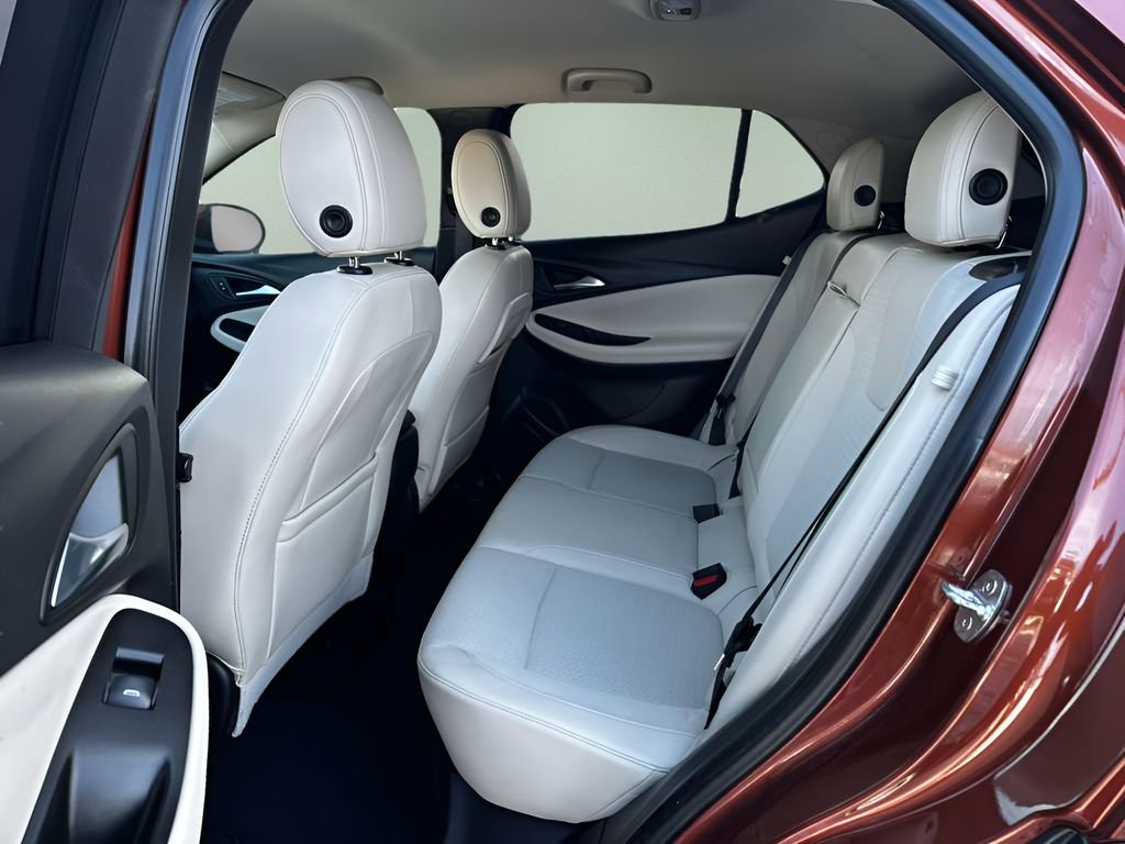 Used 2021 Buick Encore GX Select image 18