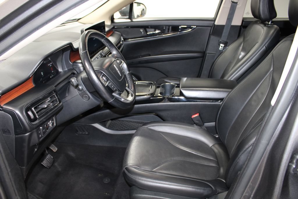Used 2022 Lincoln Nautilus Reserve AWD/4WD image 23