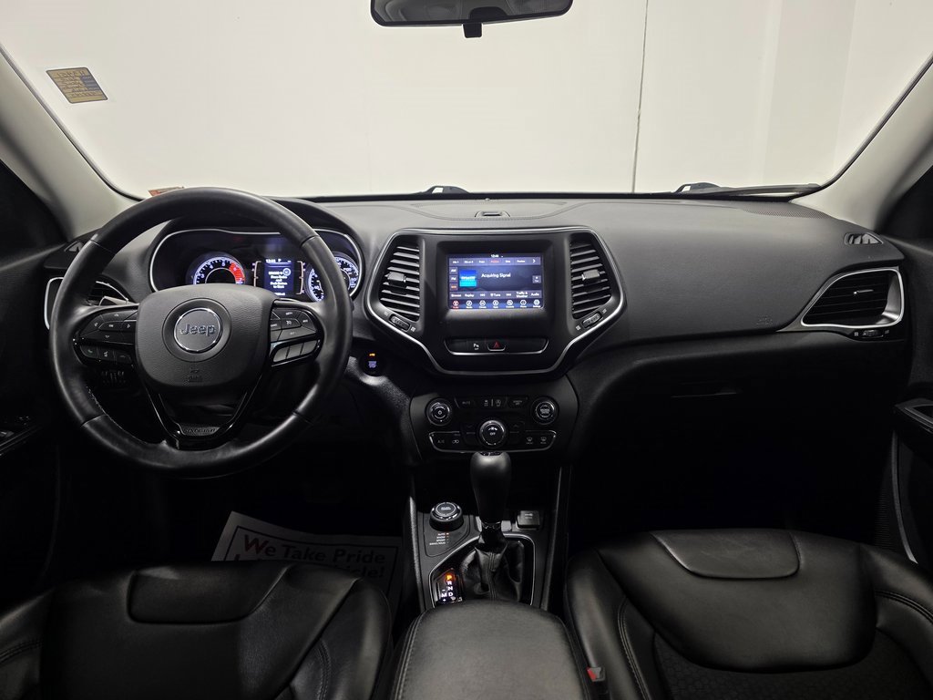 Used 2019 Jeep Cherokee Altitude image 2