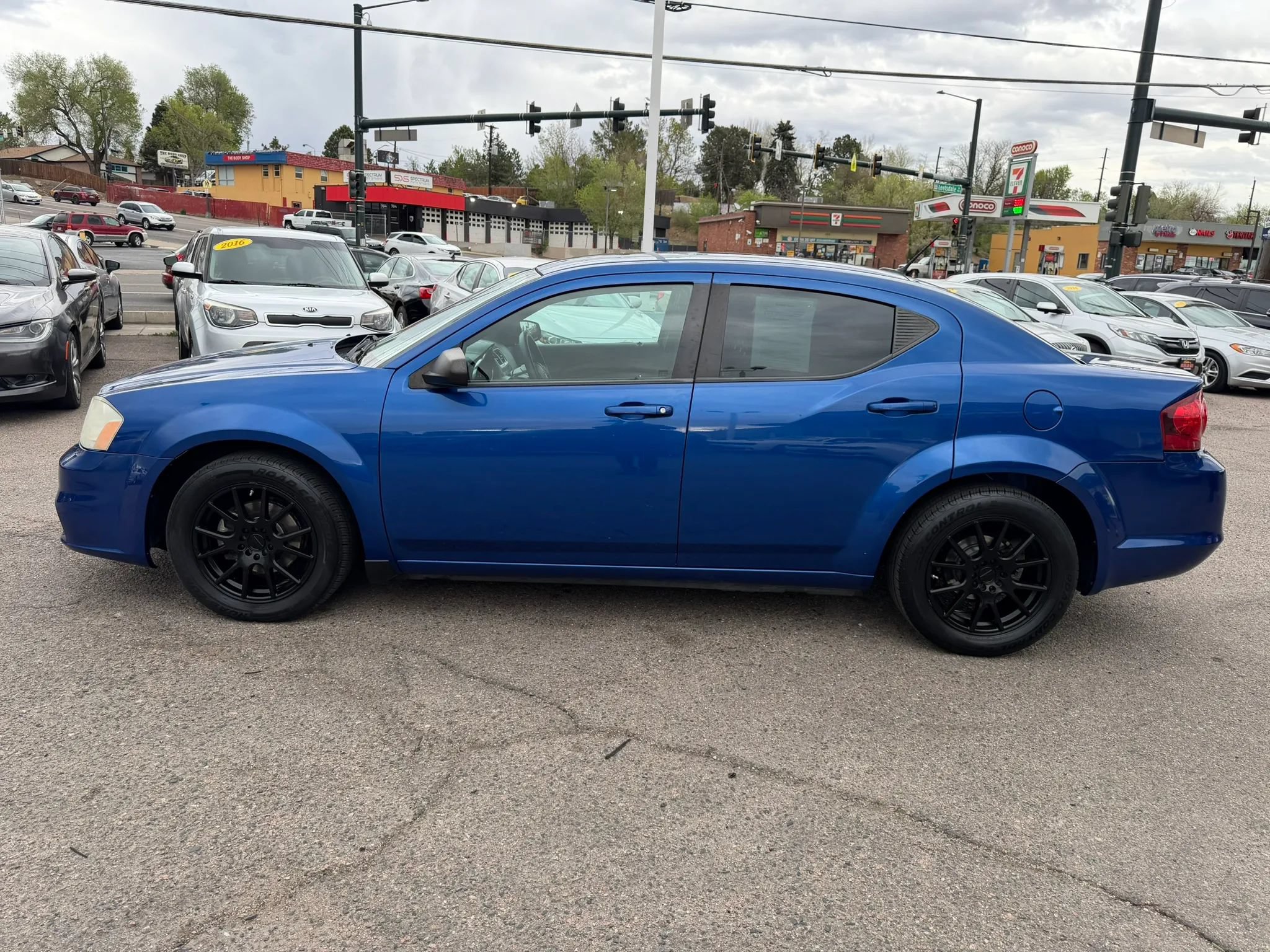 Used 2014 Dodge Avenger SE FWD image 5