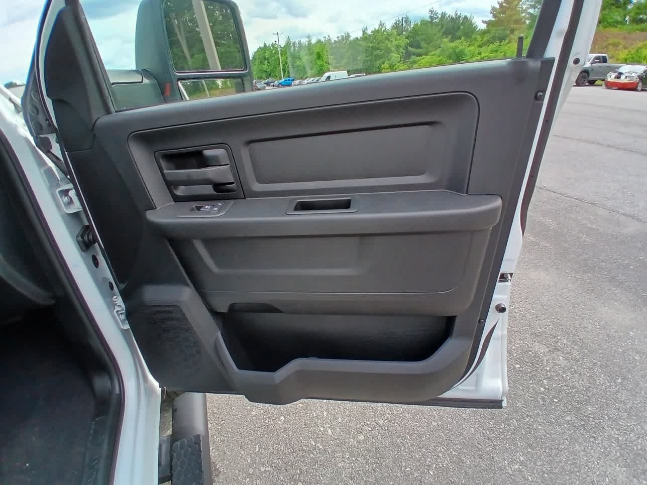 New 2026 RAM 2500 Tradesman AWD/4WD image 16
