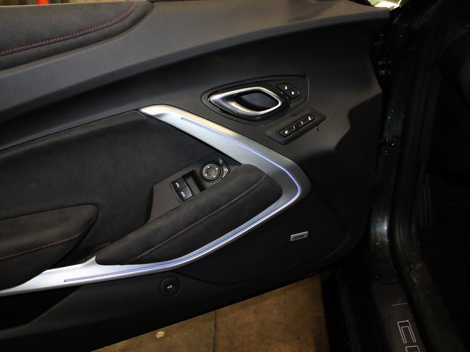 Used 2018 Chevrolet Camaro ZL1 image 13