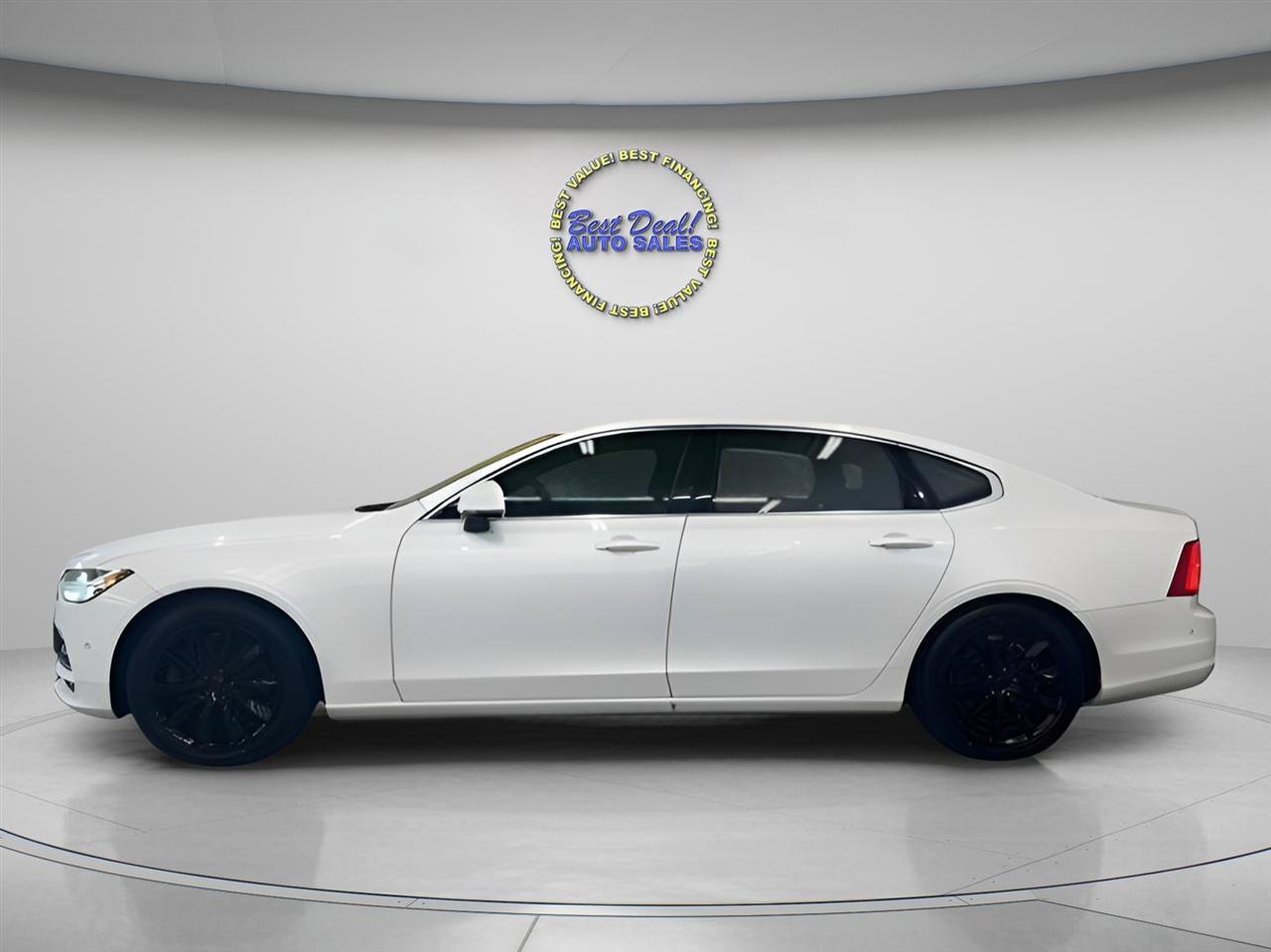 Used 2018 Volvo S90 T6 Momentum w/ Convenience Package AWD/4WD image 2