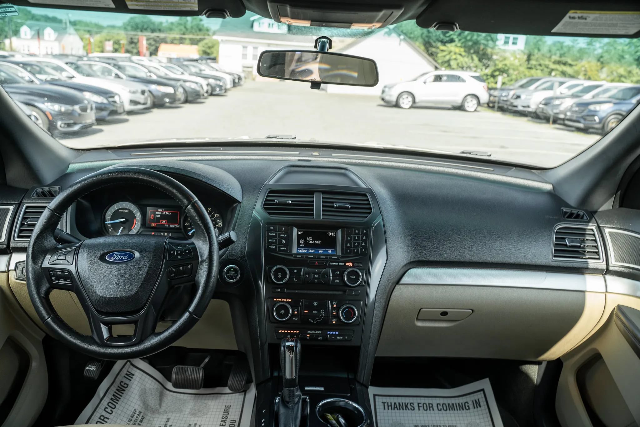 Used 2017 Ford Explorer XLT FWD image 14