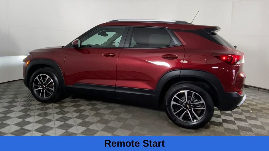 Certified 2025 Chevrolet TrailBlazer LT w/ Convenience Package image 9