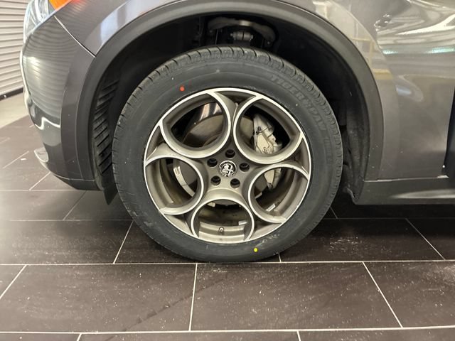 Used 2022 Alfa Romeo Stelvio Sprint AWD/4WD image 28