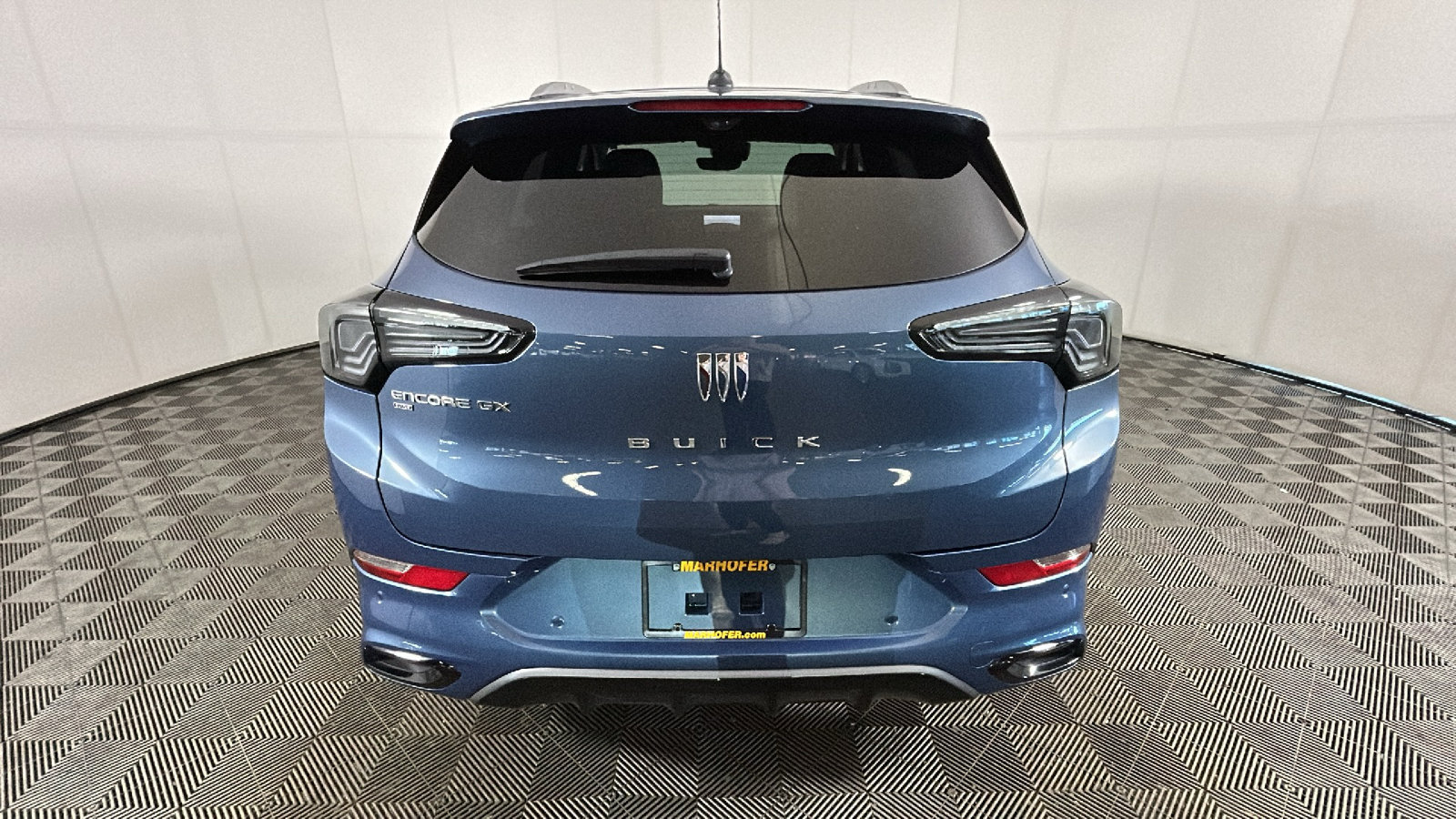 Used 2026 Buick Encore GX Avenir w/ Avenir Technology Package AWD/4WD image 4