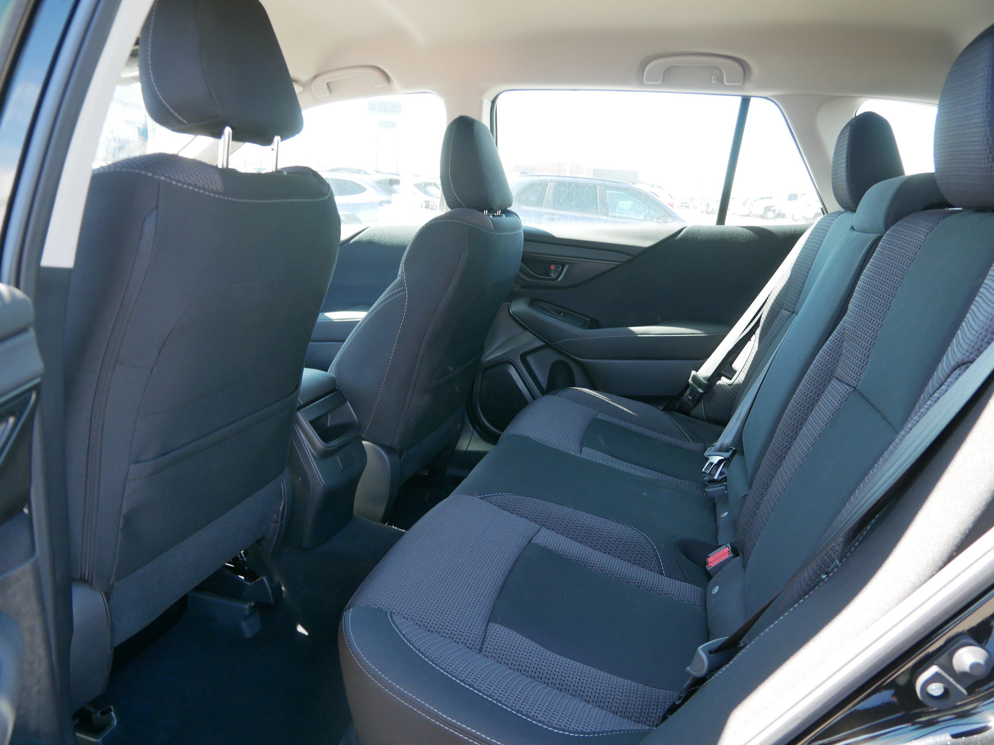 Certified 2025 Subaru Outback image 33