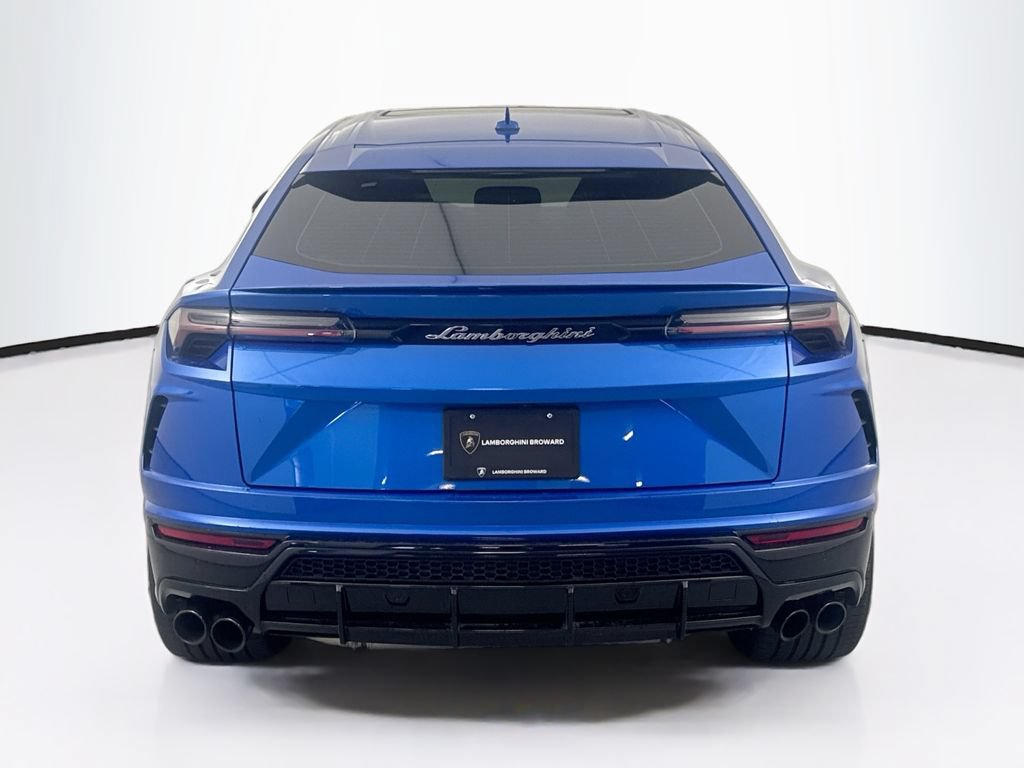 Used 2022 Lamborghini Urus AWD/4WD image 6