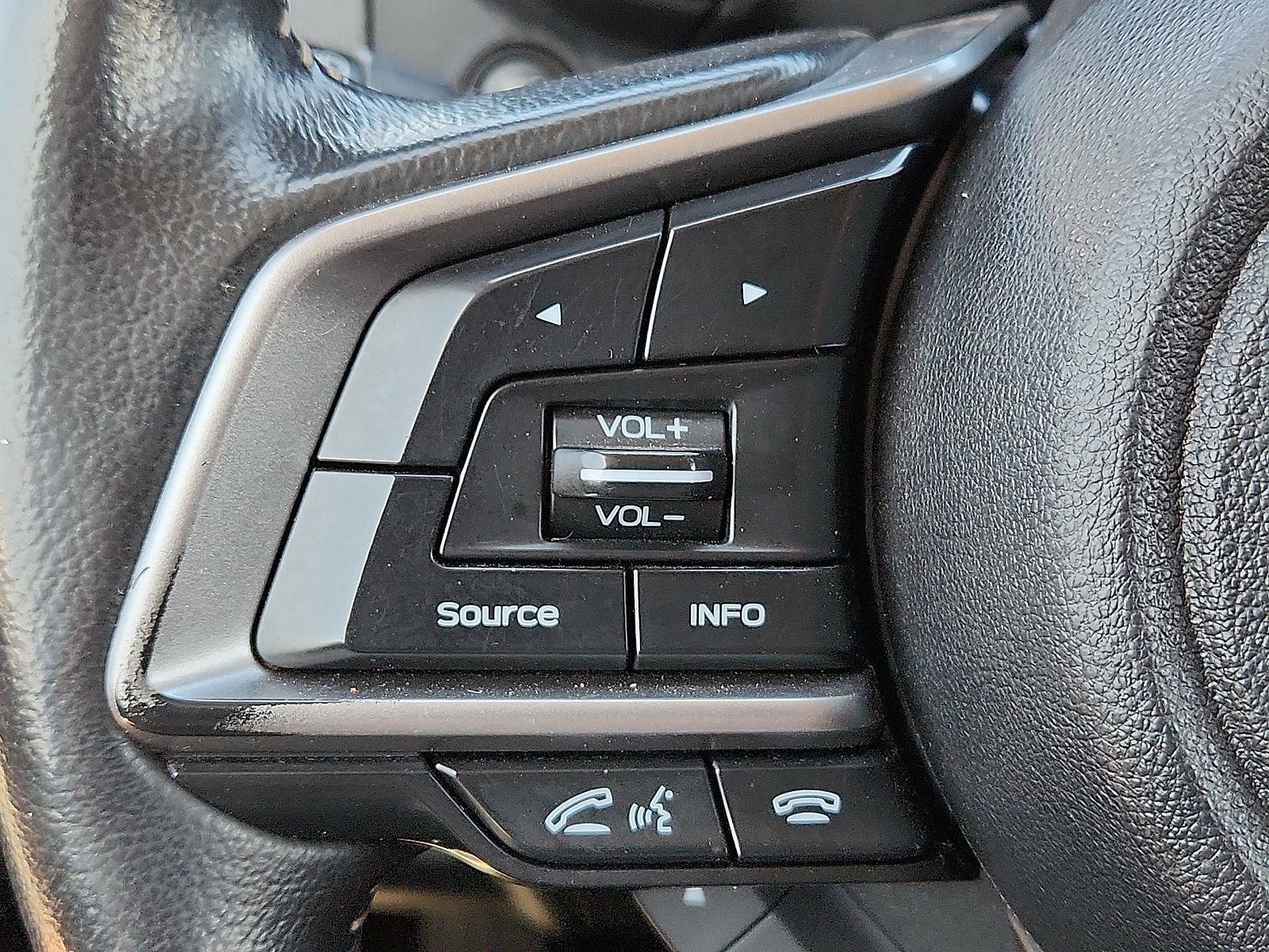 Used 2023 Subaru Forester Premium AWD/4WD image 16