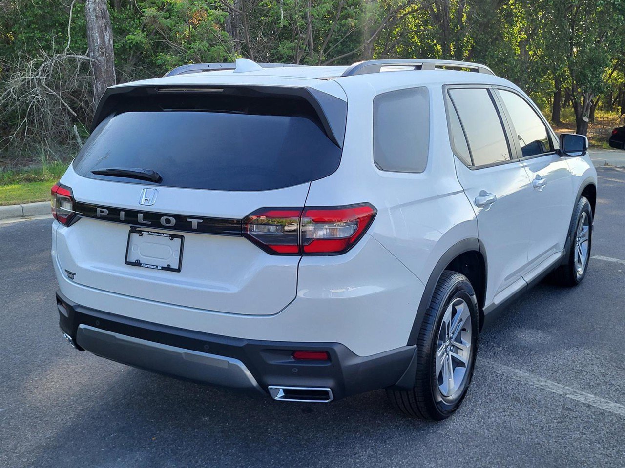 New 2026 Honda Pilot EX-L image 2