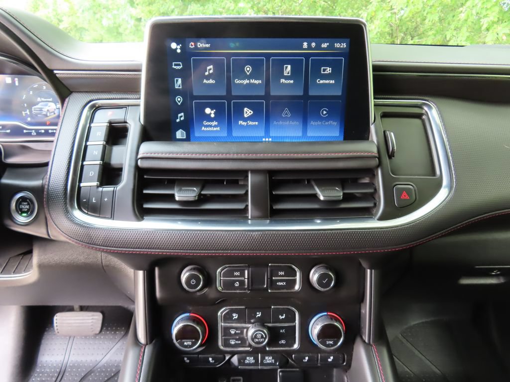 Used 2022 Chevrolet Suburban RST w/ Luxury Package AWD/4WD image 21
