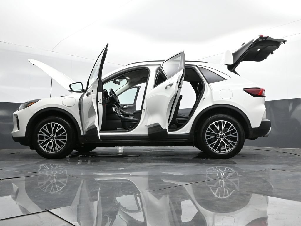 New 2024 Ford Escape SE FWD image 31