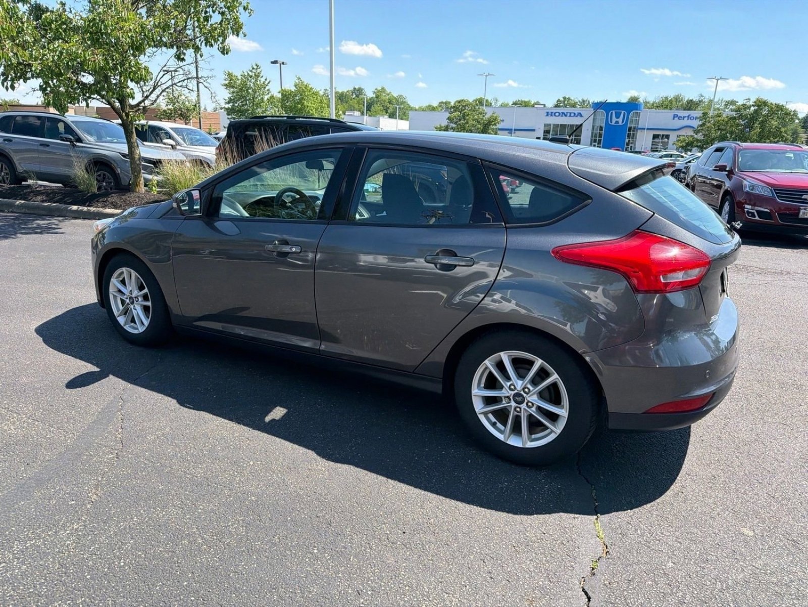 Used 2016 Ford Focus SE w/ Reverse Sensing Package FWD image 8