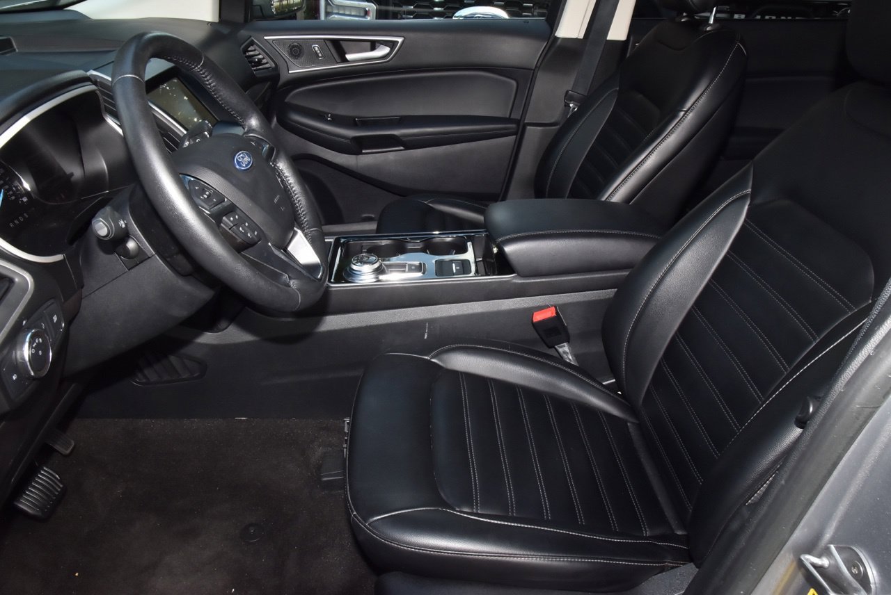 Used 2020 Ford Edge SEL FWD image 13