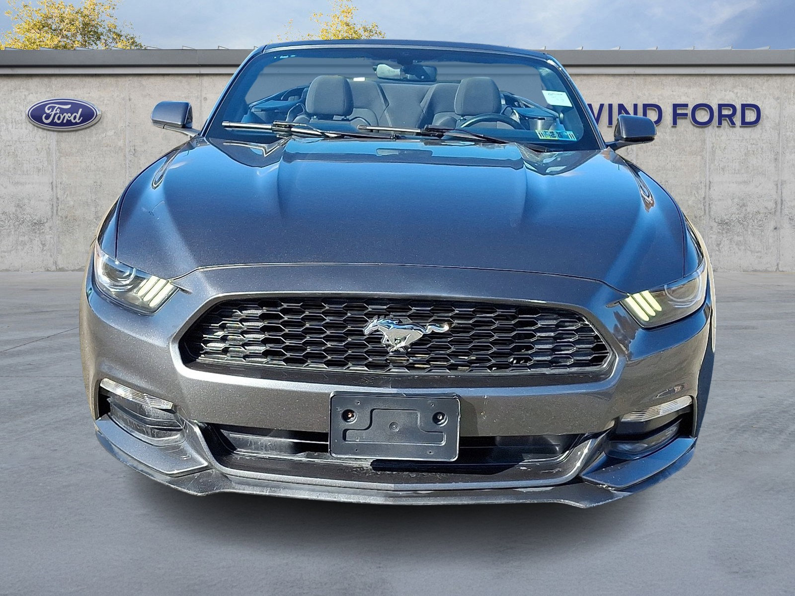 Used 2017 Ford Mustang Convertible image 3