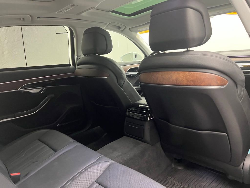 Used 2023 Audi A8 L 3.0T image 16